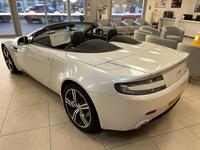 ASTON MARTIN VANTAGE